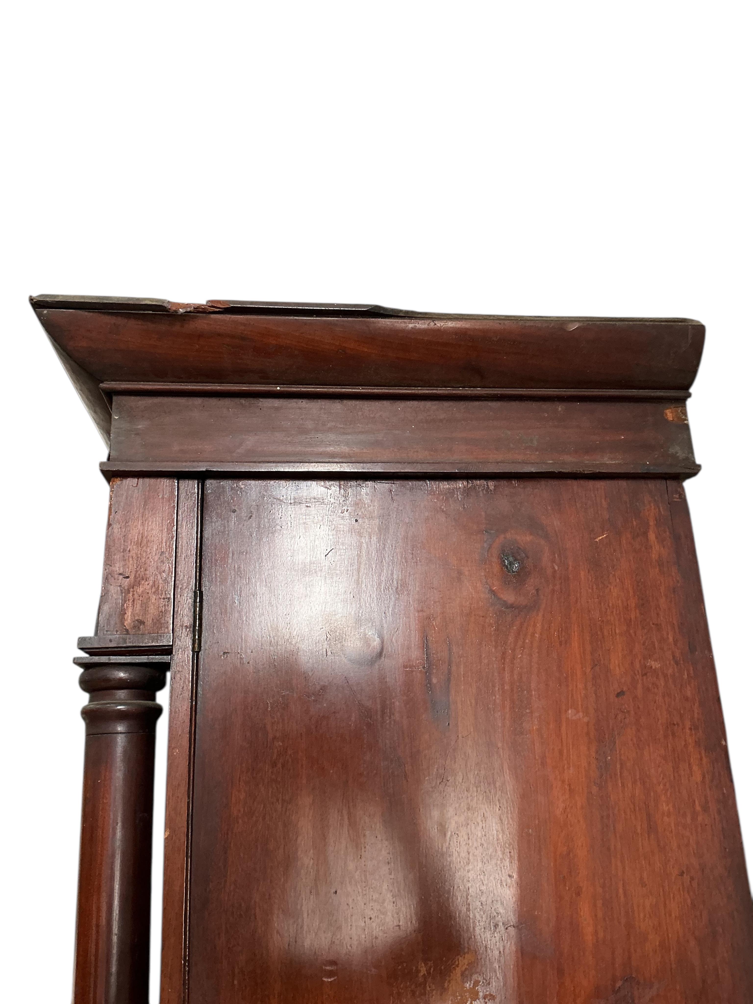 An early Victorian mahogany linen press, width 136cm, depth 62cm, height 211cm